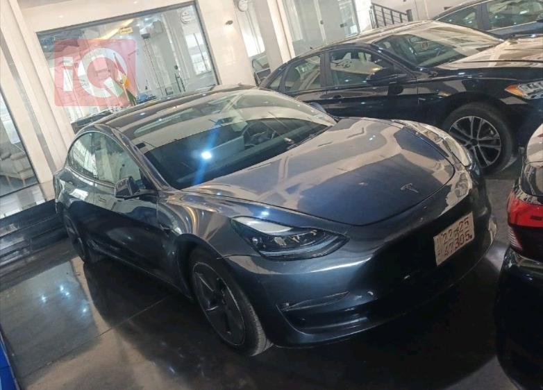 تسلا موديل 3